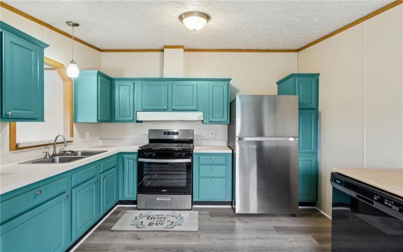1360 Division, North Huntingdon, 15642, 3 Bedrooms Bedrooms, ,2 BathroomsBathrooms,Residential,For Sale,Division,1696372