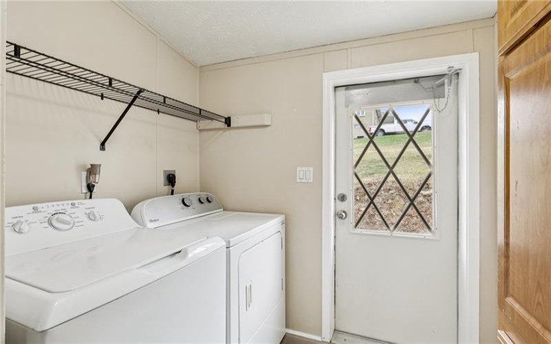 1360 Division, North Huntingdon, 15642, 3 Bedrooms Bedrooms, ,2 BathroomsBathrooms,Residential,For Sale,Division,1696372
