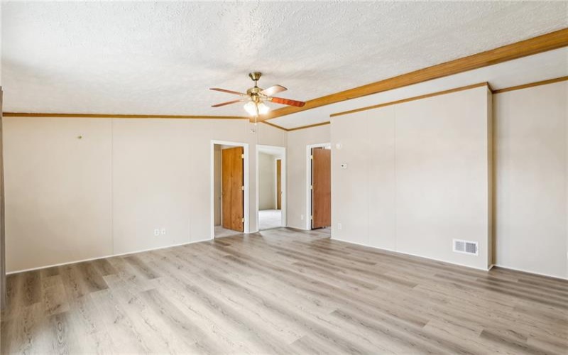 1360 Division, North Huntingdon, 15642, 3 Bedrooms Bedrooms, ,2 BathroomsBathrooms,Residential,For Sale,Division,1696372