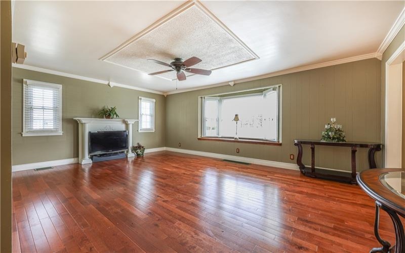 200 Baily Ave, Carmichaels, 15320, 3 Bedrooms Bedrooms, ,1.1 BathroomsBathrooms,Residential,For Sale,Baily Ave,1697998