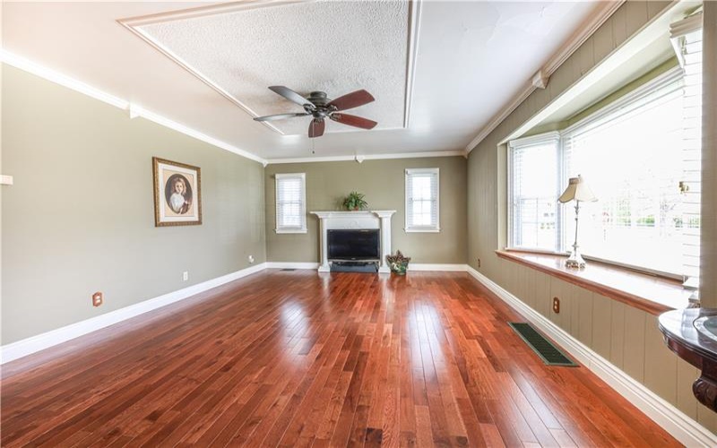 200 Baily Ave, Carmichaels, 15320, 3 Bedrooms Bedrooms, ,1.1 BathroomsBathrooms,Residential,For Sale,Baily Ave,1697998
