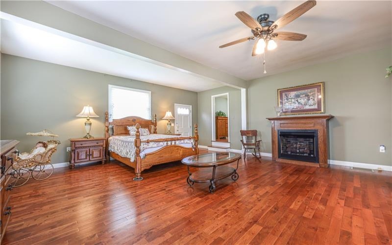 200 Baily Ave, Carmichaels, 15320, 3 Bedrooms Bedrooms, ,1.1 BathroomsBathrooms,Residential,For Sale,Baily Ave,1697998