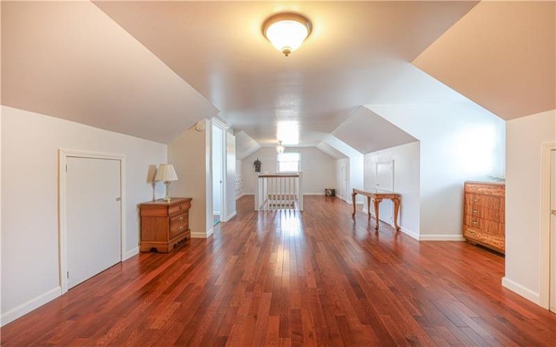 200 Baily Ave, Carmichaels, 15320, 3 Bedrooms Bedrooms, ,1.1 BathroomsBathrooms,Residential,For Sale,Baily Ave,1697998