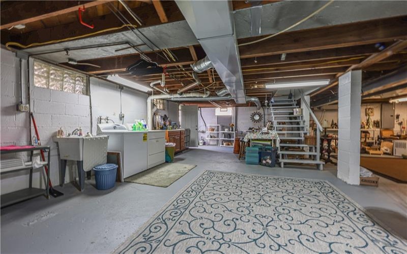 200 Baily Ave, Carmichaels, 15320, 3 Bedrooms Bedrooms, ,1.1 BathroomsBathrooms,Residential,For Sale,Baily Ave,1697998
