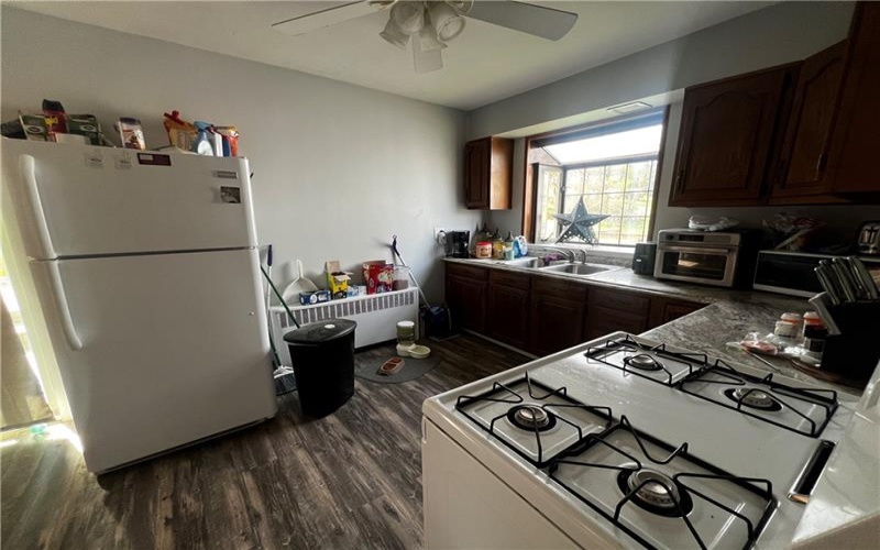 34 Pine St, Ellsworth, 15331, 3 Bedrooms Bedrooms, ,1 BathroomBathrooms,Residential,For Sale,Pine St,1698200