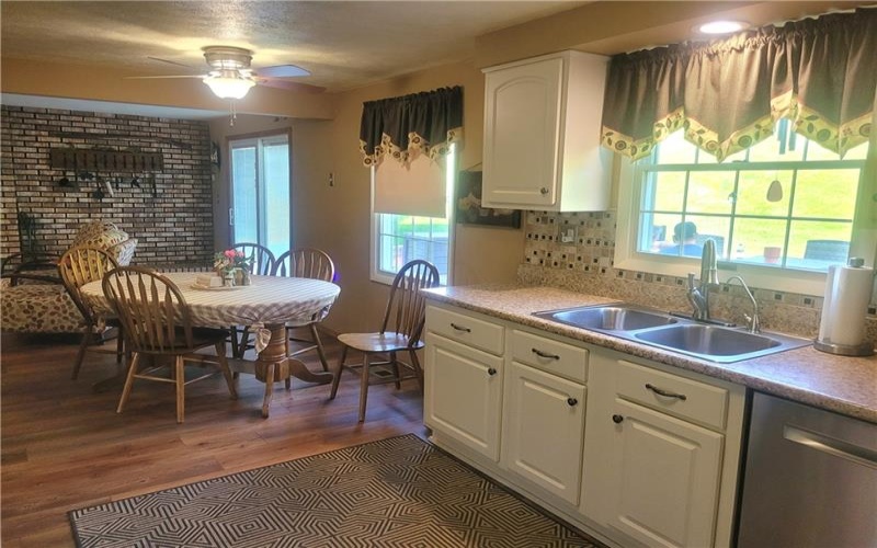 184 Potato Run Rd, Washignton, 15301, 4 Bedrooms Bedrooms, 10 Rooms Rooms,2.1 BathroomsBathrooms,Residential,For Sale,Potato Run Rd,1698208