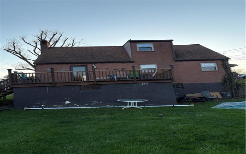 581 Meadow Rd, Irwin, 15642, 2 Bedrooms Bedrooms, 5 Rooms Rooms,1.1 BathroomsBathrooms,Residential,For Sale,Meadow Rd,1698222