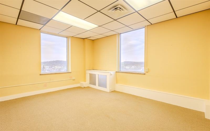 816 Ligonier Street, Suite 600, Latrobe, 15650, ,Commercial-industrial-business,For Sale,Ligonier Street, Suite 600,1696865