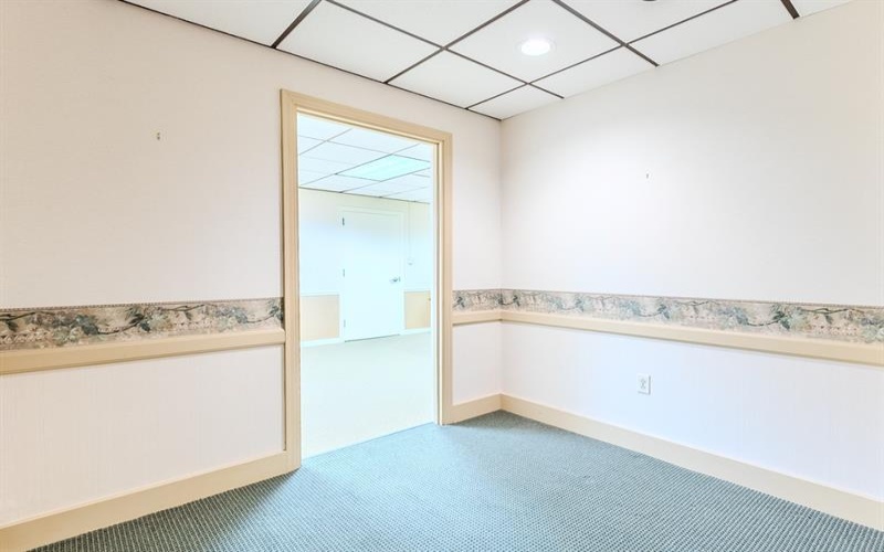 816 Ligonier Street, Suite 600, Latrobe, 15650, ,Commercial-industrial-business,For Sale,Ligonier Street, Suite 600,1696865