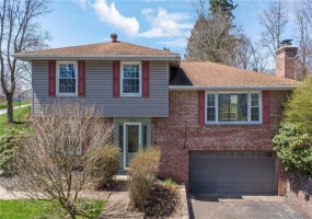 3352 EVERGREEN DRIVE, Murrysville, 15668, 3 Bedrooms Bedrooms, 9 Rooms Rooms,2.1 BathroomsBathrooms,Residential,For Sale,EVERGREEN DRIVE,1697620