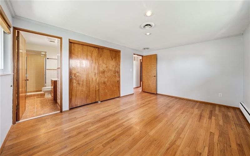 3352 EVERGREEN DRIVE, Murrysville, 15668, 3 Bedrooms Bedrooms, 9 Rooms Rooms,2.1 BathroomsBathrooms,Residential,For Sale,EVERGREEN DRIVE,1697620