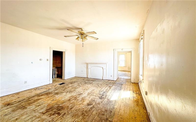 59 Walnut St, Washington, 15301, ,Multi-unit,For Sale,Walnut St,1697821