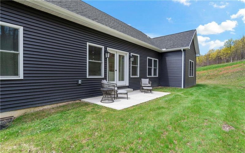 300 TIMBERLINE DR, Washington, 15301, 3 Bedrooms Bedrooms, 9 Rooms Rooms,2.1 BathroomsBathrooms,Residential,For Sale,TIMBERLINE DR,1698026