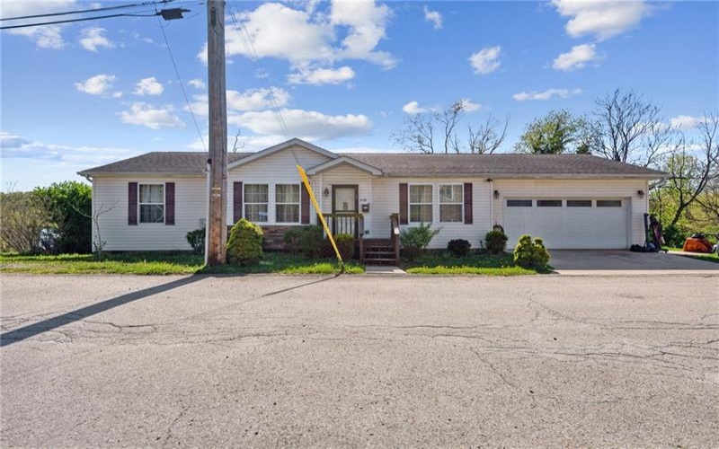 4390 Brickner, 15085, 15085, 2 Bedrooms Bedrooms, 4 Rooms Rooms,1 BathroomBathrooms,Residential,For Sale,Brickner,1698107