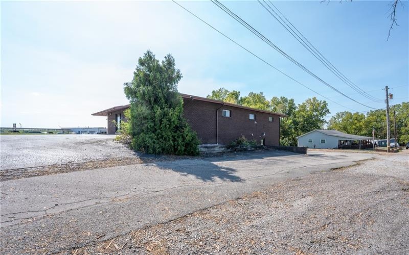 5767 PA-981, Latrobe, 15650, ,Commercial-industrial-business,For Sale,PA-981,1698245