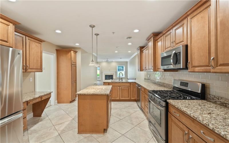 320 Village Green Dr, Canonsburg, 15317, 3 Bedrooms Bedrooms, ,2.1 BathroomsBathrooms,Residential,For Sale,Village Green Dr,1698265