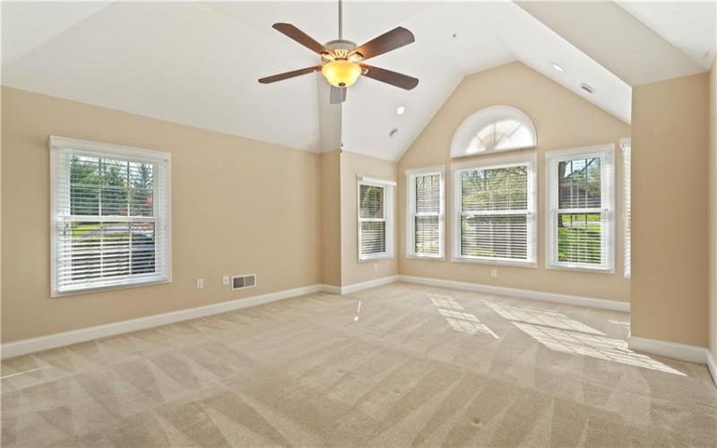 320 Village Green Dr, Canonsburg, 15317, 3 Bedrooms Bedrooms, ,2.1 BathroomsBathrooms,Residential,For Sale,Village Green Dr,1698265