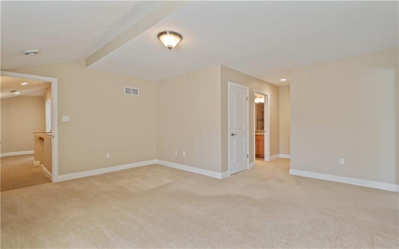 320 Village Green Dr, Canonsburg, 15317, 3 Bedrooms Bedrooms, ,2.1 BathroomsBathrooms,Residential,For Sale,Village Green Dr,1698265