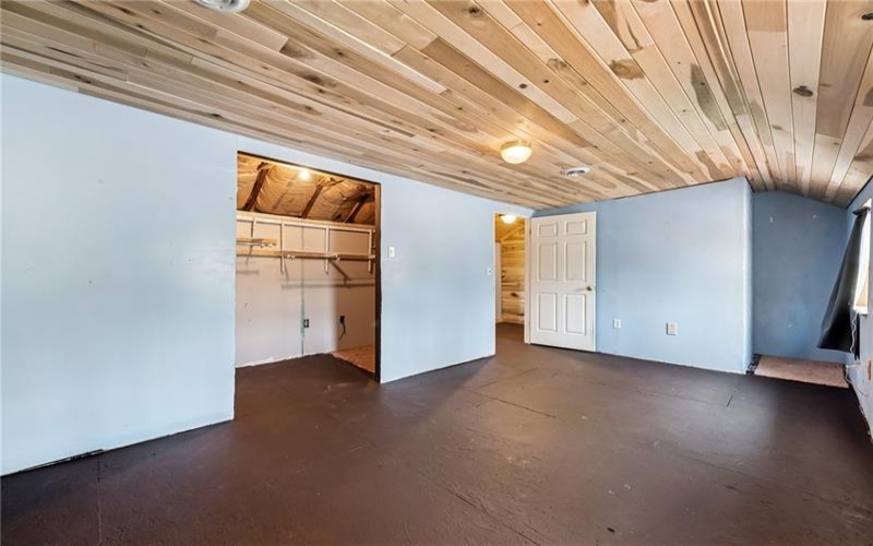 716 White Rd, White, 15490, 2 Bedrooms Bedrooms, ,1 BathroomBathrooms,Residential,For Sale,White Rd,1698272