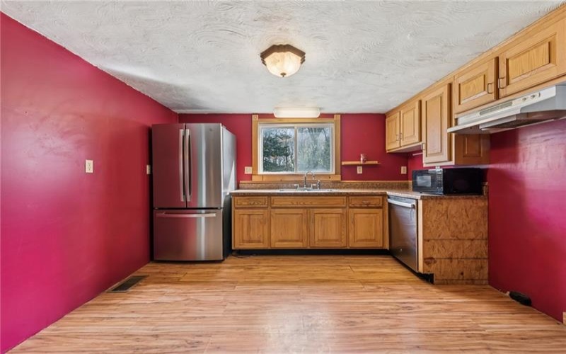 716 White Rd, White, 15490, 2 Bedrooms Bedrooms, ,1 BathroomBathrooms,Residential,For Sale,White Rd,1698272
