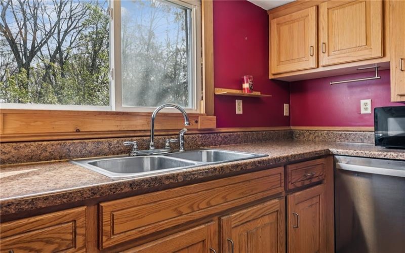 716 White Rd, White, 15490, 2 Bedrooms Bedrooms, ,1 BathroomBathrooms,Residential,For Sale,White Rd,1698272