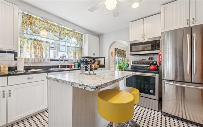 19 Frick Avenue, Mt Pleasant, 15666, 3 Bedrooms Bedrooms, 8 Rooms Rooms,3 BathroomsBathrooms,Residential,For Sale,Frick Avenue,1698282