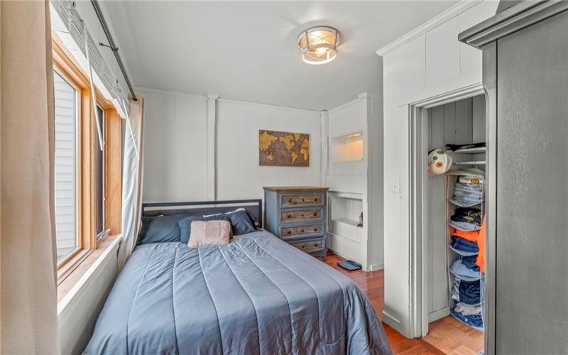 408 Wade Ave, Washington, 15301, 5 Bedrooms Bedrooms, 14 Rooms Rooms,3 BathroomsBathrooms,Residential,For Sale,Wade Ave,1698310