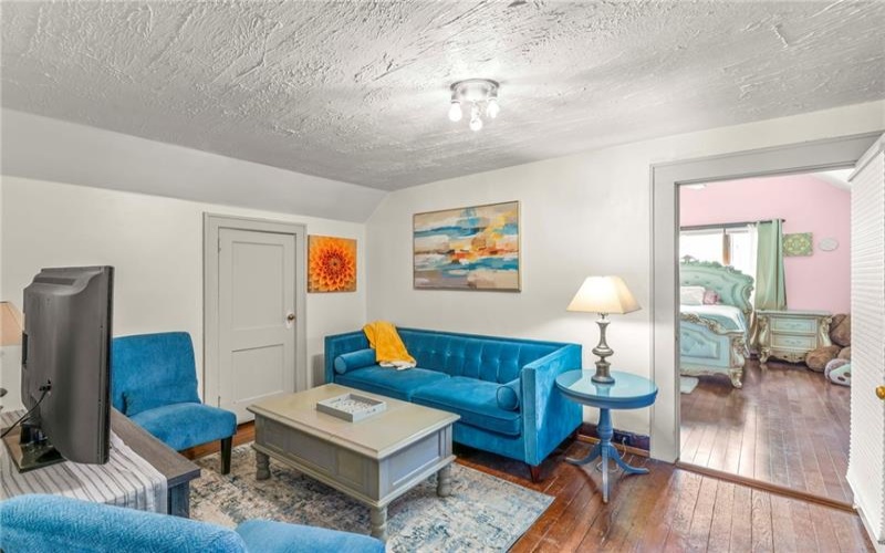 408 Wade Ave, Washington, 15301, 5 Bedrooms Bedrooms, 14 Rooms Rooms,3 BathroomsBathrooms,Residential,For Sale,Wade Ave,1698310