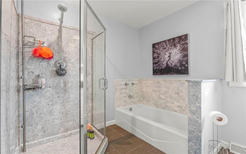 408 Wade Ave, Washington, 15301, 5 Bedrooms Bedrooms, 14 Rooms Rooms,3 BathroomsBathrooms,Residential,For Sale,Wade Ave,1698310
