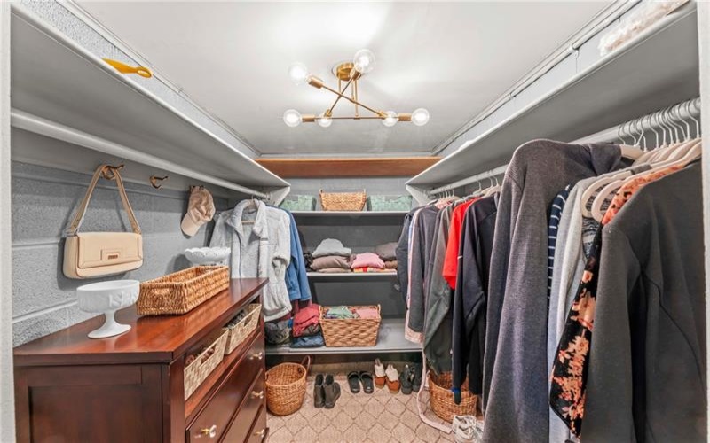 408 Wade Ave, Washington, 15301, 5 Bedrooms Bedrooms, 14 Rooms Rooms,3 BathroomsBathrooms,Residential,For Sale,Wade Ave,1698310