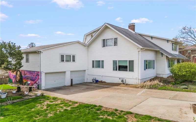 408 Wade Ave, Washington, 15301, 5 Bedrooms Bedrooms, 14 Rooms Rooms,3 BathroomsBathrooms,Residential,For Sale,Wade Ave,1698310