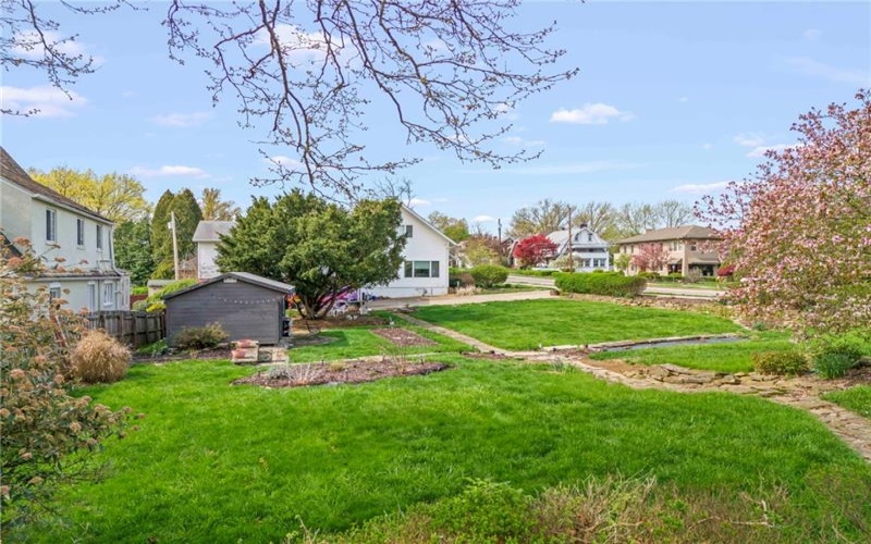 408 Wade Ave, Washington, 15301, 5 Bedrooms Bedrooms, 14 Rooms Rooms,3 BathroomsBathrooms,Residential,For Sale,Wade Ave,1698310