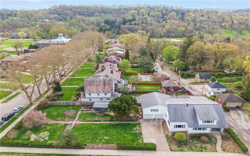 408 Wade Ave, Washington, 15301, 5 Bedrooms Bedrooms, 14 Rooms Rooms,3 BathroomsBathrooms,Residential,For Sale,Wade Ave,1698310