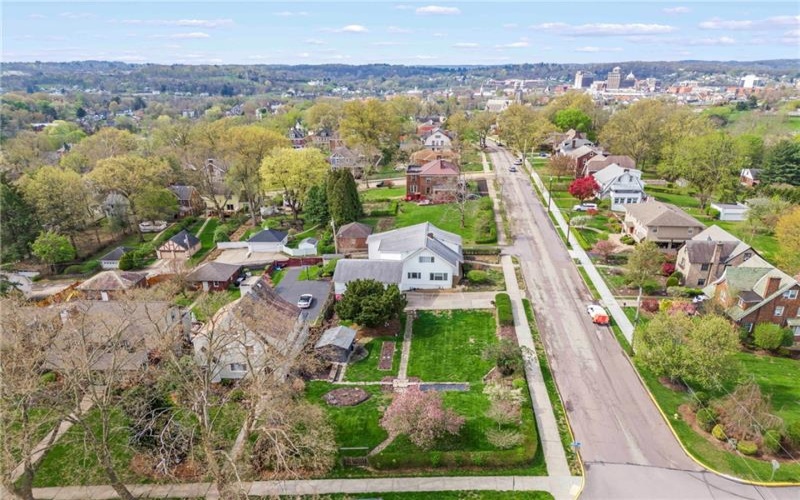 408 Wade Ave, Washington, 15301, 5 Bedrooms Bedrooms, 14 Rooms Rooms,3 BathroomsBathrooms,Residential,For Sale,Wade Ave,1698310