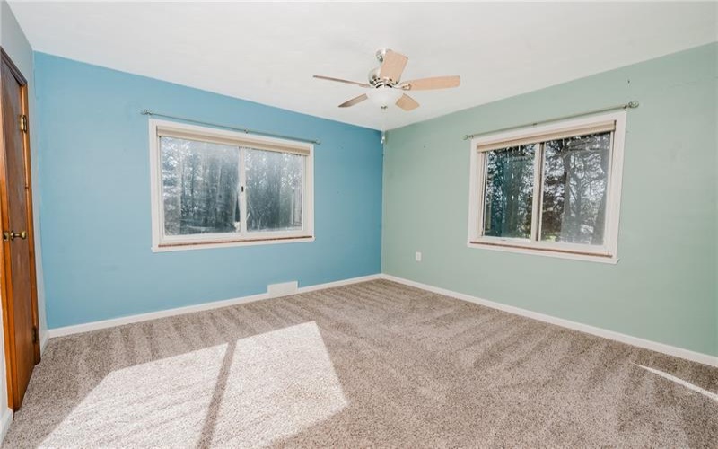 701 Idaho Dr, New Kensington, 15068, 3 Bedrooms Bedrooms, 6 Rooms Rooms,2.1 BathroomsBathrooms,Residential,For Sale,Idaho Dr,1698319