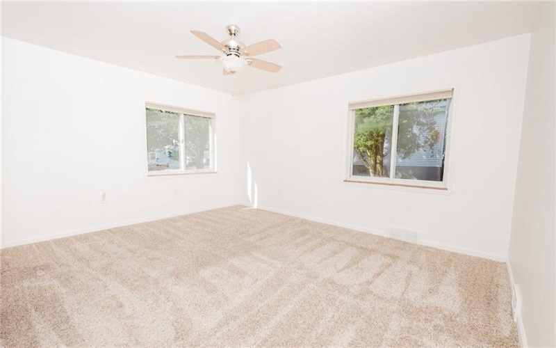 701 Idaho Dr, New Kensington, 15068, 3 Bedrooms Bedrooms, 6 Rooms Rooms,2.1 BathroomsBathrooms,Residential,For Sale,Idaho Dr,1698319