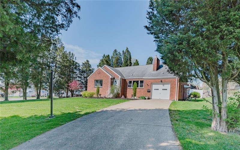 701 Idaho Dr, New Kensington, 15068, 3 Bedrooms Bedrooms, 6 Rooms Rooms,2.1 BathroomsBathrooms,Residential,For Sale,Idaho Dr,1698319