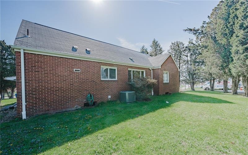 701 Idaho Dr, New Kensington, 15068, 3 Bedrooms Bedrooms, 6 Rooms Rooms,2.1 BathroomsBathrooms,Residential,For Sale,Idaho Dr,1698319