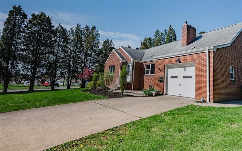701 Idaho Dr, New Kensington, 15068, 3 Bedrooms Bedrooms, 6 Rooms Rooms,2.1 BathroomsBathrooms,Residential,For Sale,Idaho Dr,1698319