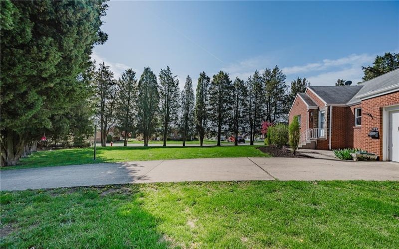 701 Idaho Dr, New Kensington, 15068, 3 Bedrooms Bedrooms, 6 Rooms Rooms,2.1 BathroomsBathrooms,Residential,For Sale,Idaho Dr,1698319