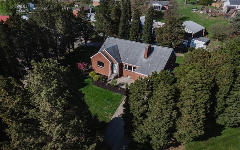 701 Idaho Dr, New Kensington, 15068, 3 Bedrooms Bedrooms, 6 Rooms Rooms,2.1 BathroomsBathrooms,Residential,For Sale,Idaho Dr,1698319