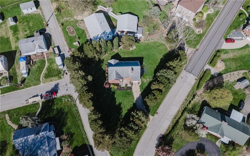 701 Idaho Dr, New Kensington, 15068, 3 Bedrooms Bedrooms, 6 Rooms Rooms,2.1 BathroomsBathrooms,Residential,For Sale,Idaho Dr,1698319