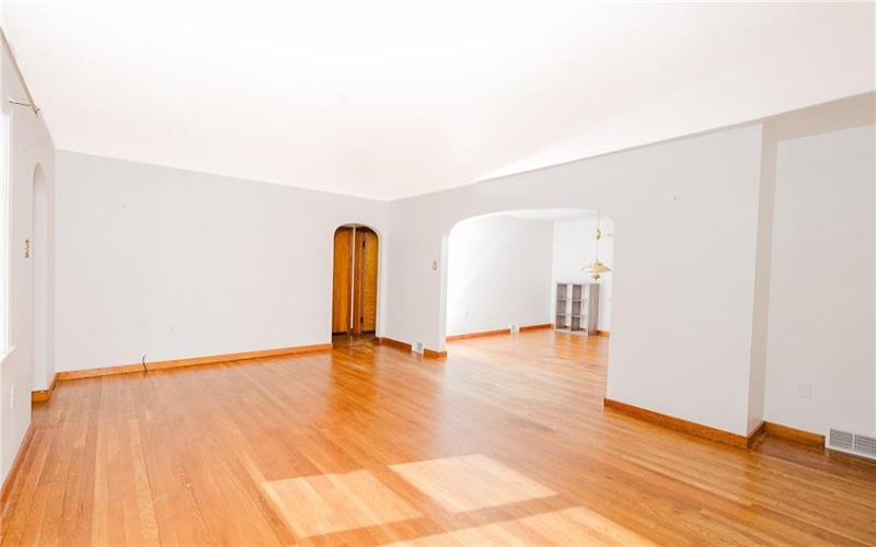 701 Idaho Dr, New Kensington, 15068, 3 Bedrooms Bedrooms, 6 Rooms Rooms,2.1 BathroomsBathrooms,Residential,For Sale,Idaho Dr,1698319