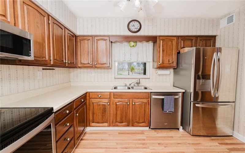 701 Idaho Dr, New Kensington, 15068, 3 Bedrooms Bedrooms, 6 Rooms Rooms,2.1 BathroomsBathrooms,Residential,For Sale,Idaho Dr,1698319
