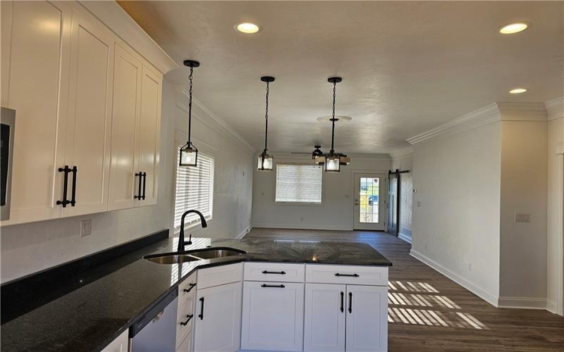802 Wimbledon Drive, Mt Pleasant, 15666, 2 Bedrooms Bedrooms, ,1 BathroomBathrooms,Residential,For Sale,Wimbledon Drive,1698342
