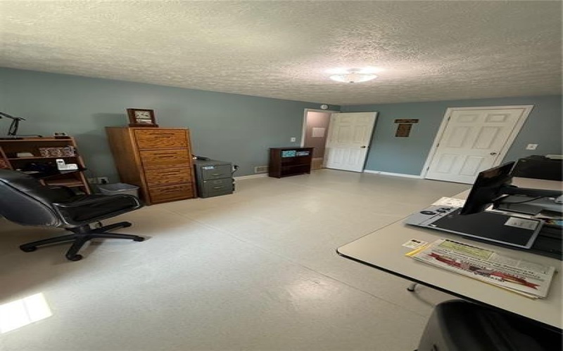 105 Woodstone Lane, New Kensington, 15068, 3 Bedrooms Bedrooms, 7 Rooms Rooms,2 BathroomsBathrooms,Residential,For Sale,Woodstone Lane,1698353