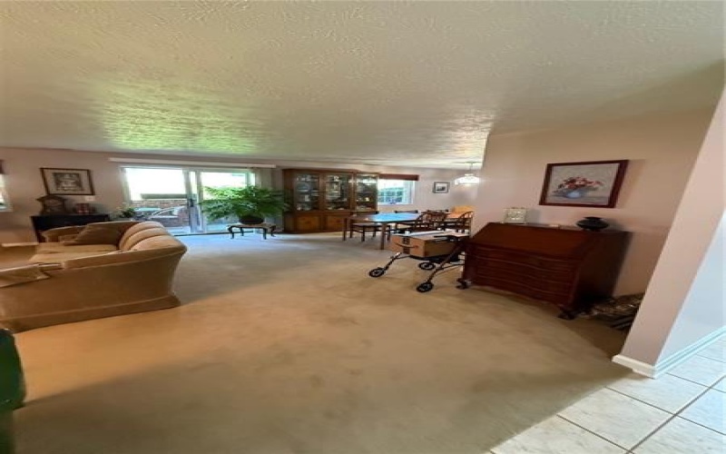 105 Woodstone Lane, New Kensington, 15068, 3 Bedrooms Bedrooms, 7 Rooms Rooms,2 BathroomsBathrooms,Residential,For Sale,Woodstone Lane,1698353