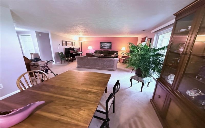 105 Woodstone Lane, New Kensington, 15068, 3 Bedrooms Bedrooms, 7 Rooms Rooms,2 BathroomsBathrooms,Residential,For Sale,Woodstone Lane,1698353