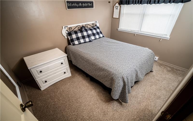 261 Lacock St, Washington, 15301, 3 Bedrooms Bedrooms, 9 Rooms Rooms,2 BathroomsBathrooms,Residential,For Sale,Lacock St,1698401
