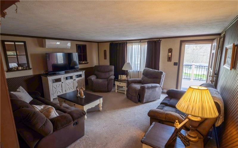 261 Lacock St, Washington, 15301, 3 Bedrooms Bedrooms, 9 Rooms Rooms,2 BathroomsBathrooms,Residential,For Sale,Lacock St,1698401